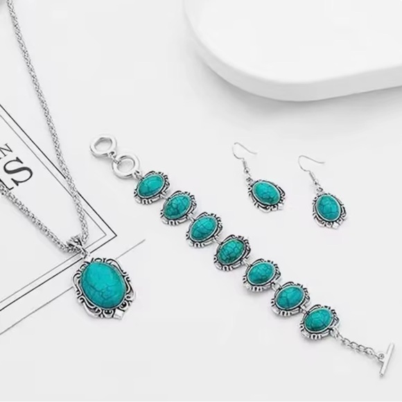 NEW Turquoise and Silver Jewelry Set - Picture 6 of 7